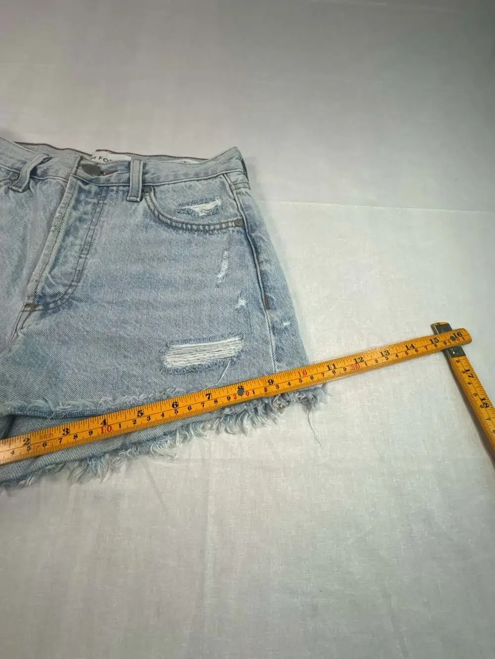 Denim Forum The Ex-BF Hi-Rise Denim Shorts Size 23